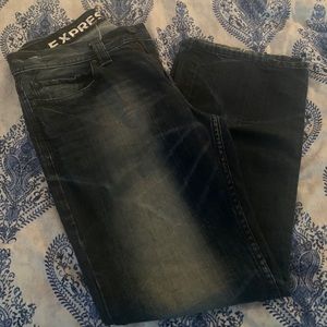 Express mens Blake 31x30 loose, boot cut jeans